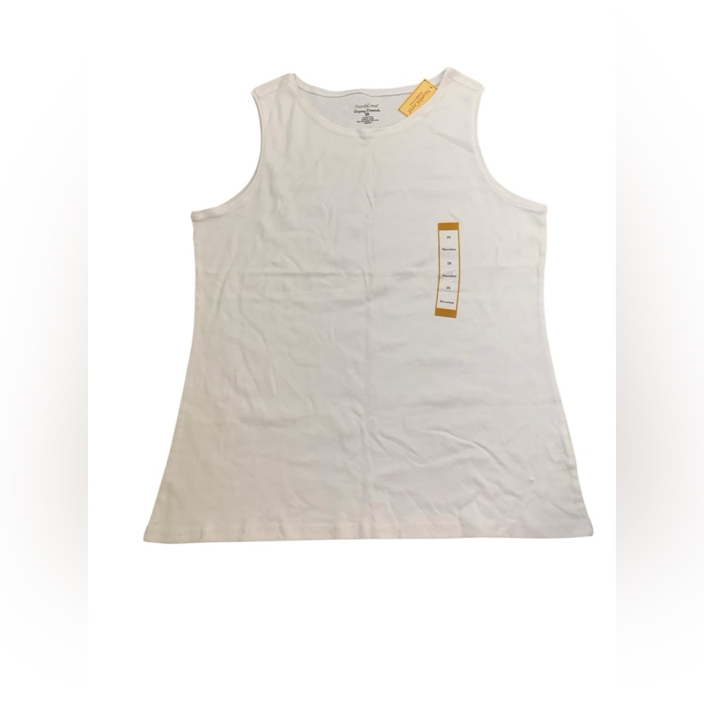 Northcrest Women's White Sleeveless Tank Top